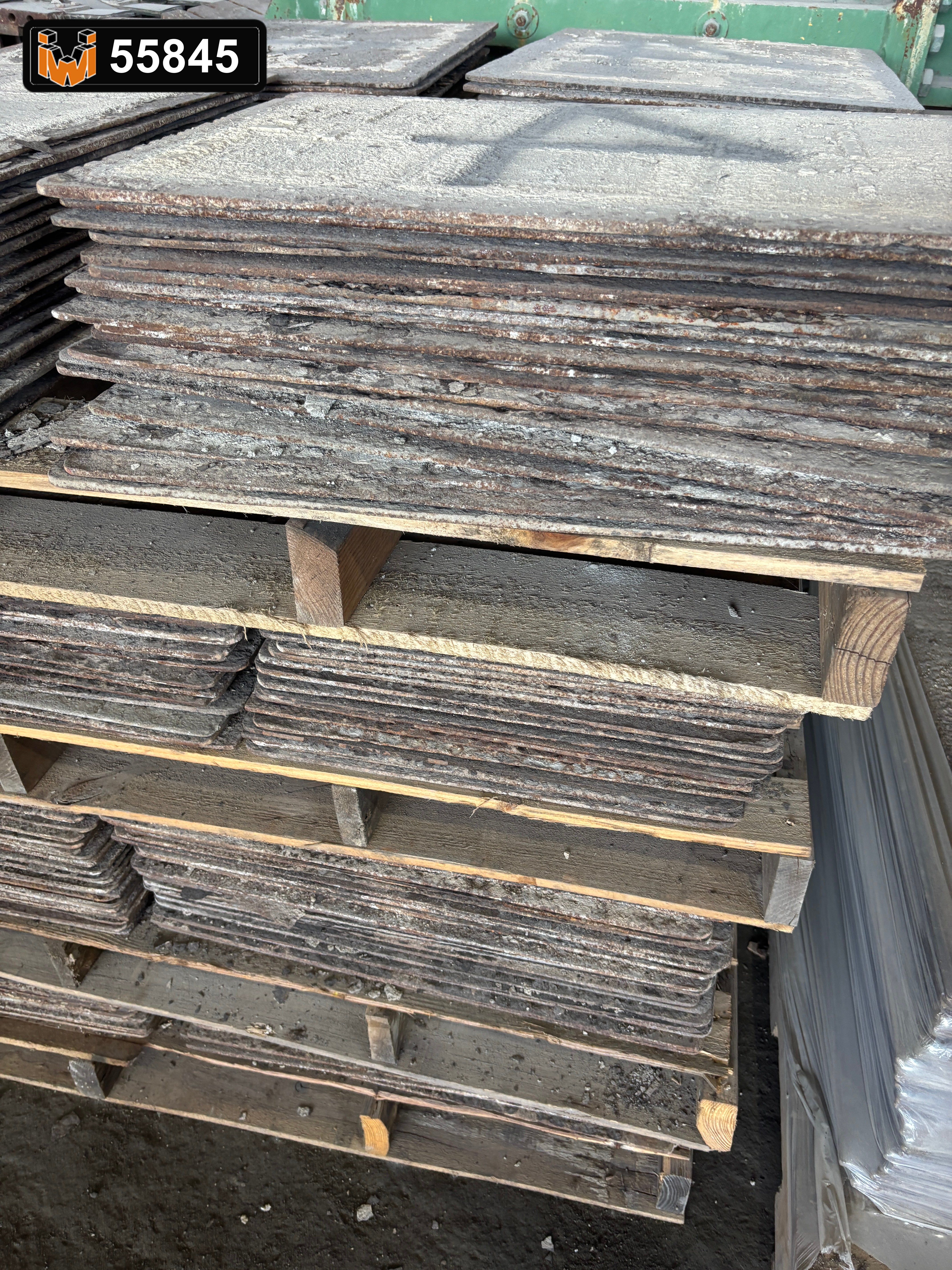 2,500 (18 1/2 x 26) pallets