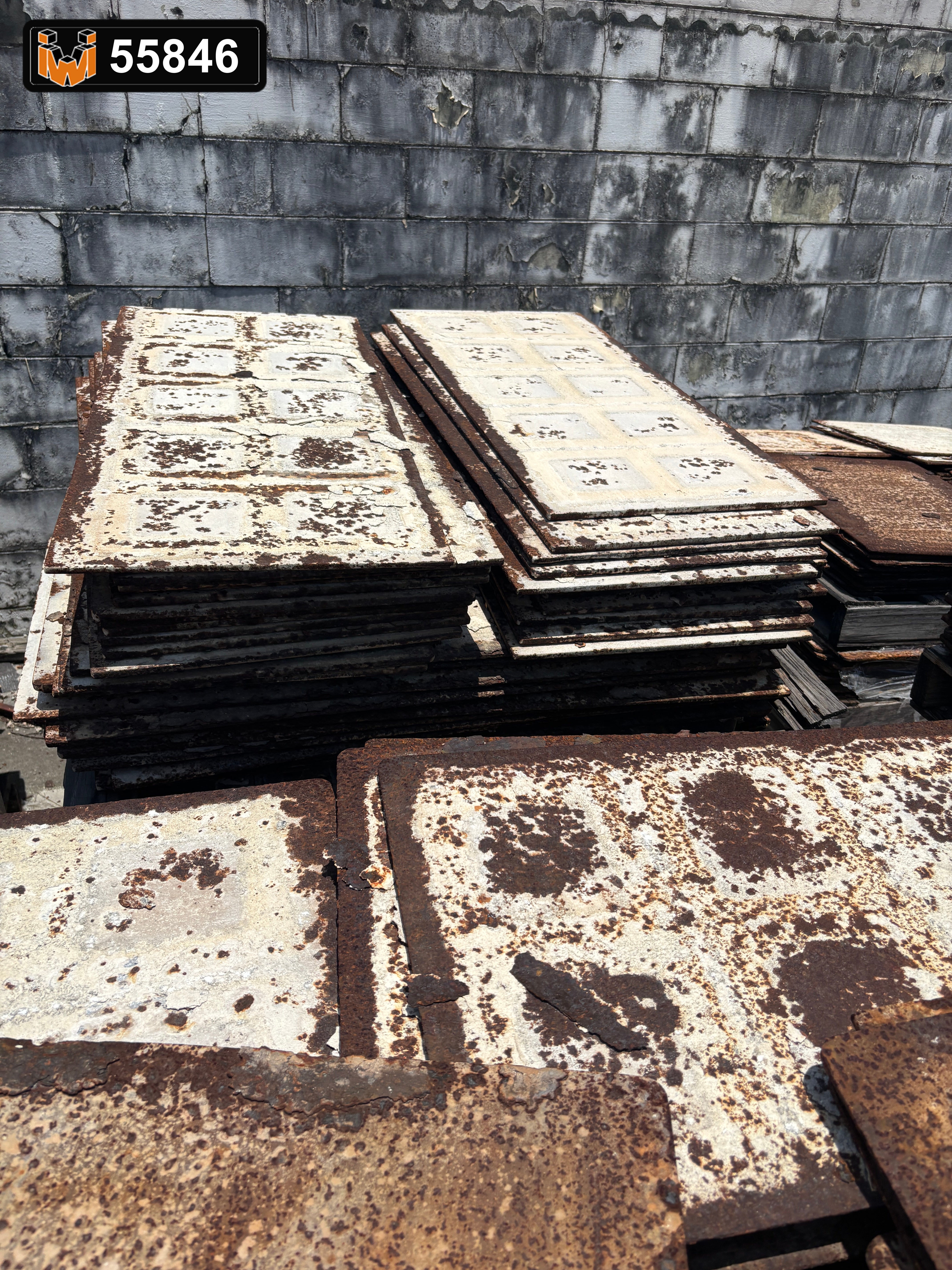 1,500 (18 1/2 x 42 x 3/8) pallets