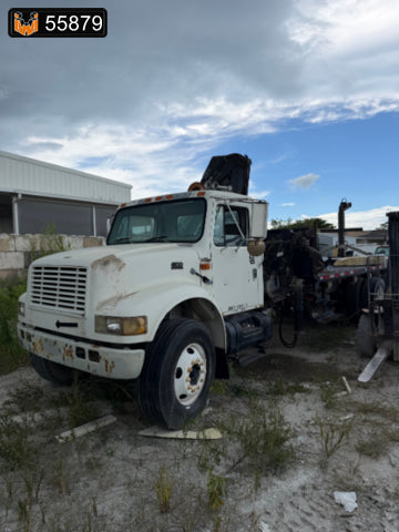 International boom truck w/Hiab crane