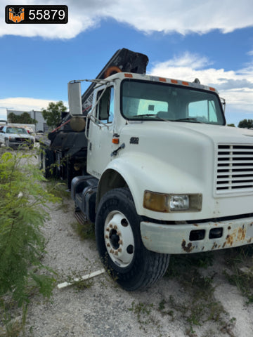 International boom truck w/Hiab crane
