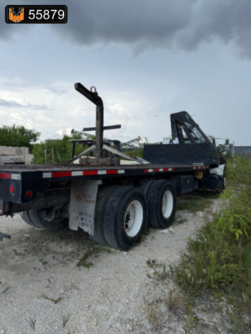 International boom truck w/Hiab crane