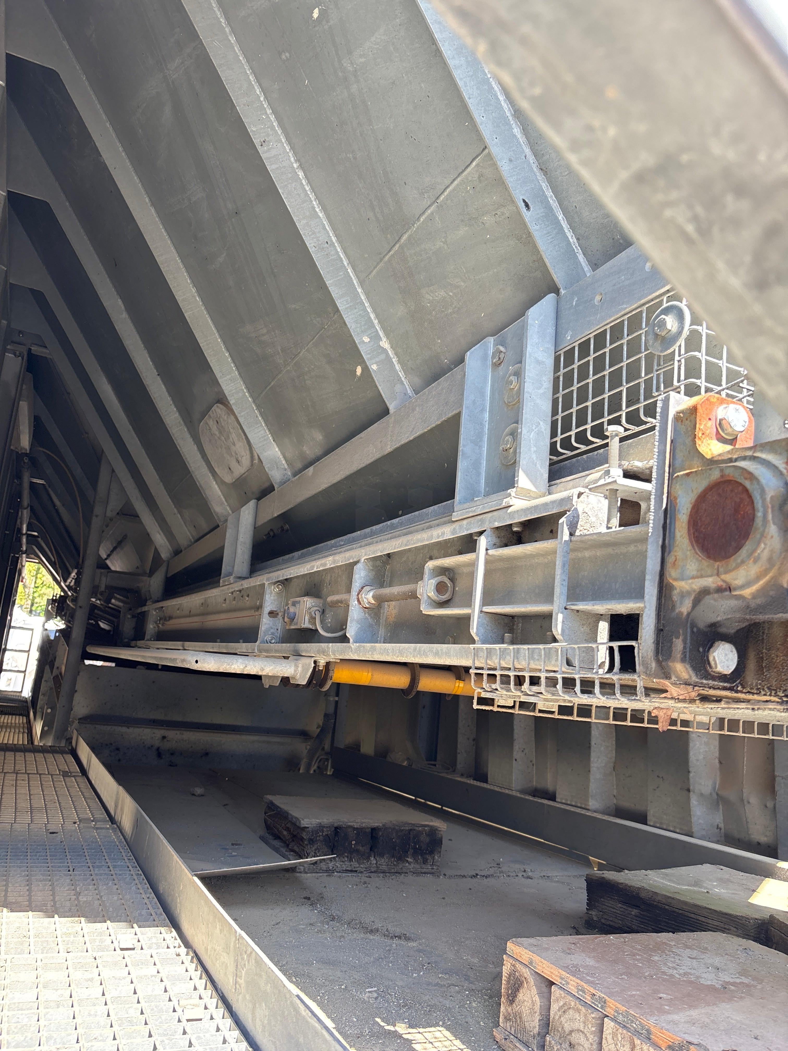 SBM Super Moby Mix 130 Mobile Batch Plant