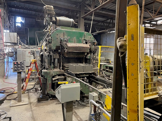 Columbia 16HF Block machine