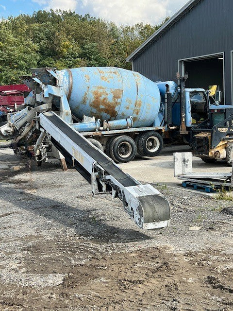 International Ready Mix Truck
