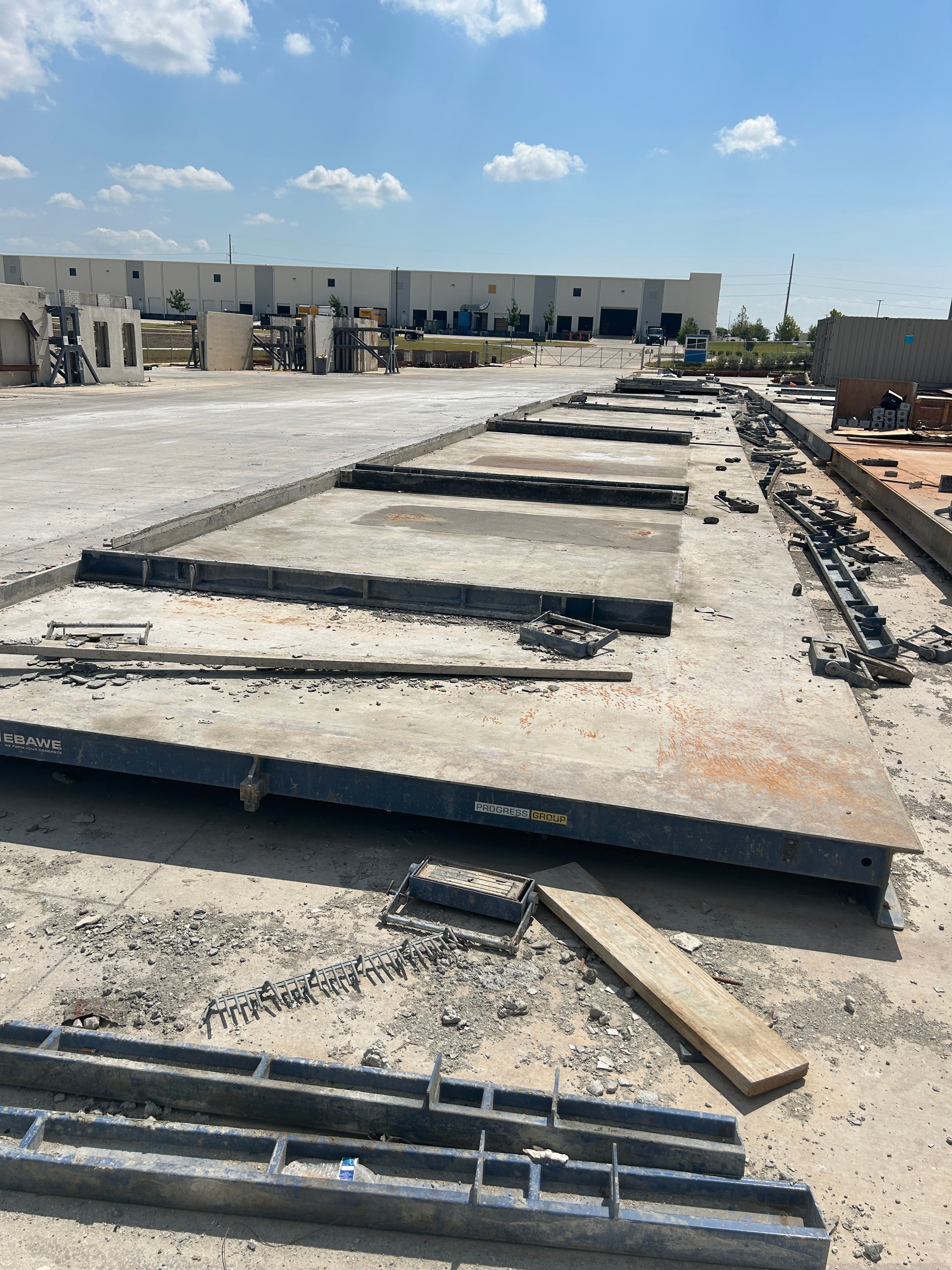 Flat Table (15)