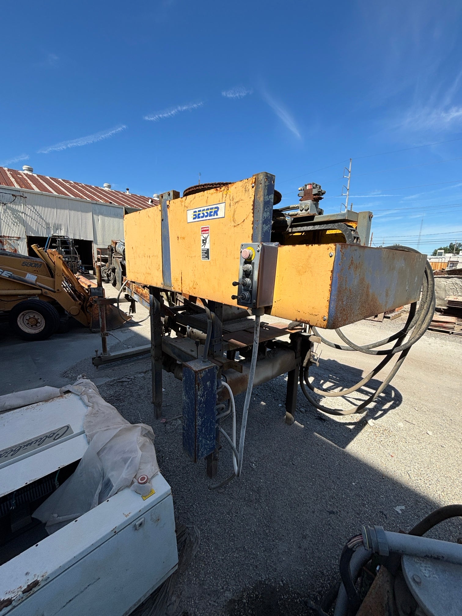 Besser Spade loader/unloader