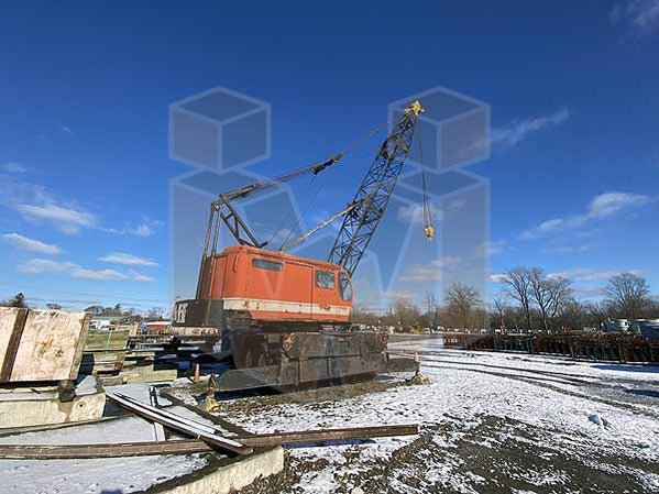 P&H 60 ton lattice boom crane